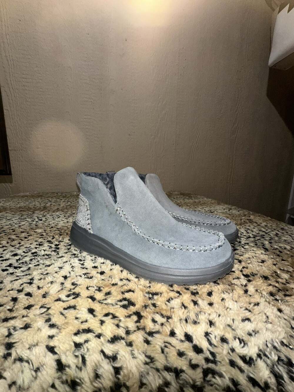 Hey Dude Women's Denny Suede Carbon Grey Fur Ankle Boot Size 8